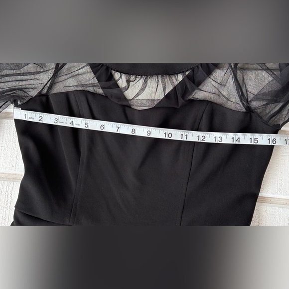 Maggy London Illusion Knee Length Sheath Dress Black‎ Size 6 - Picture 9 of 10